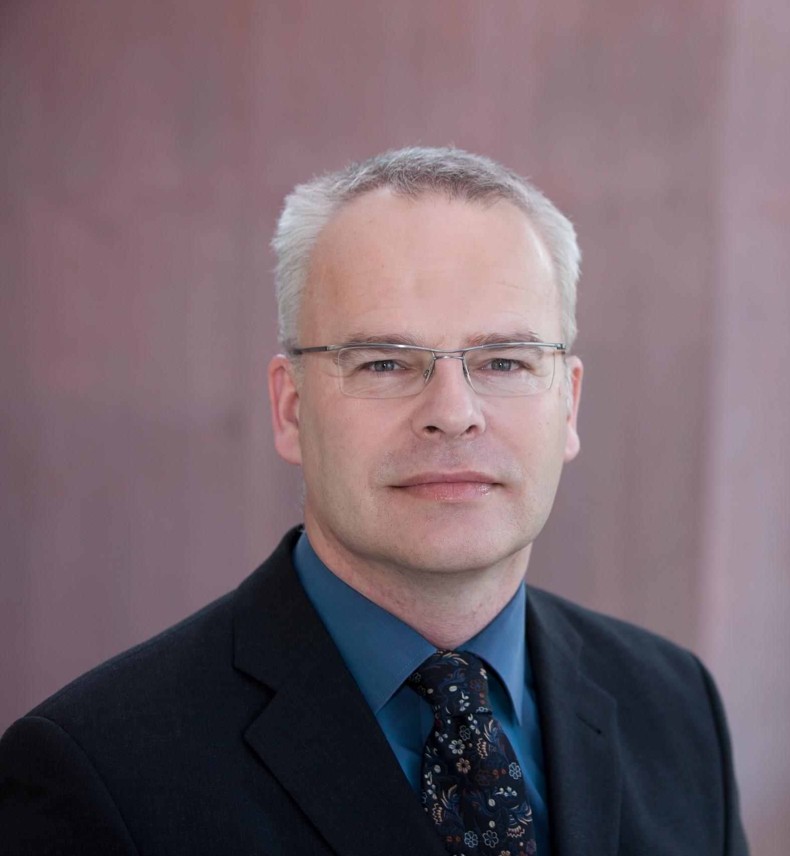 Portrait von Prof. Dr. Ulrich Meyer